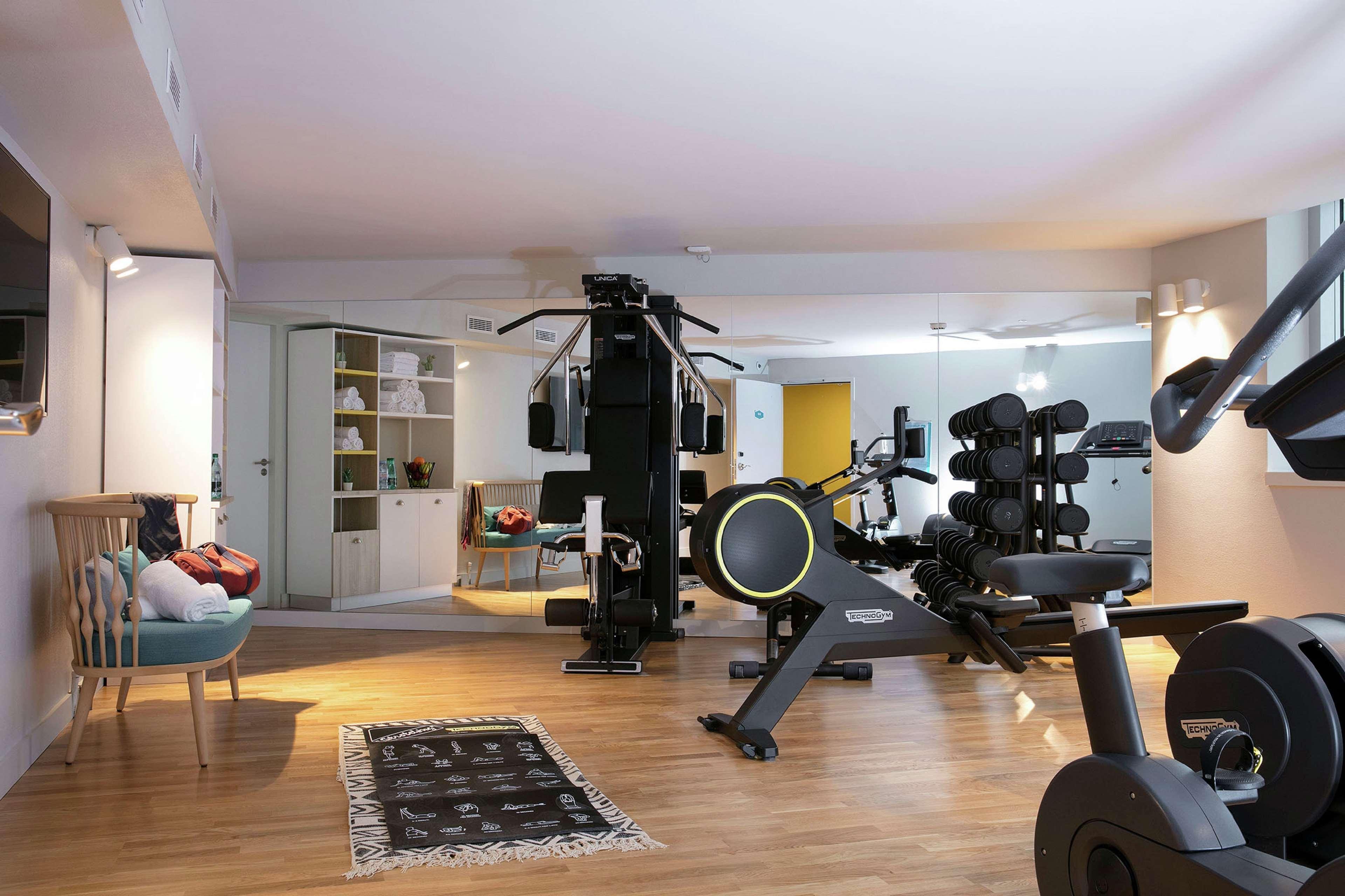 Hampton By Hilton Paris Clichy Hotel Eksteriør billede