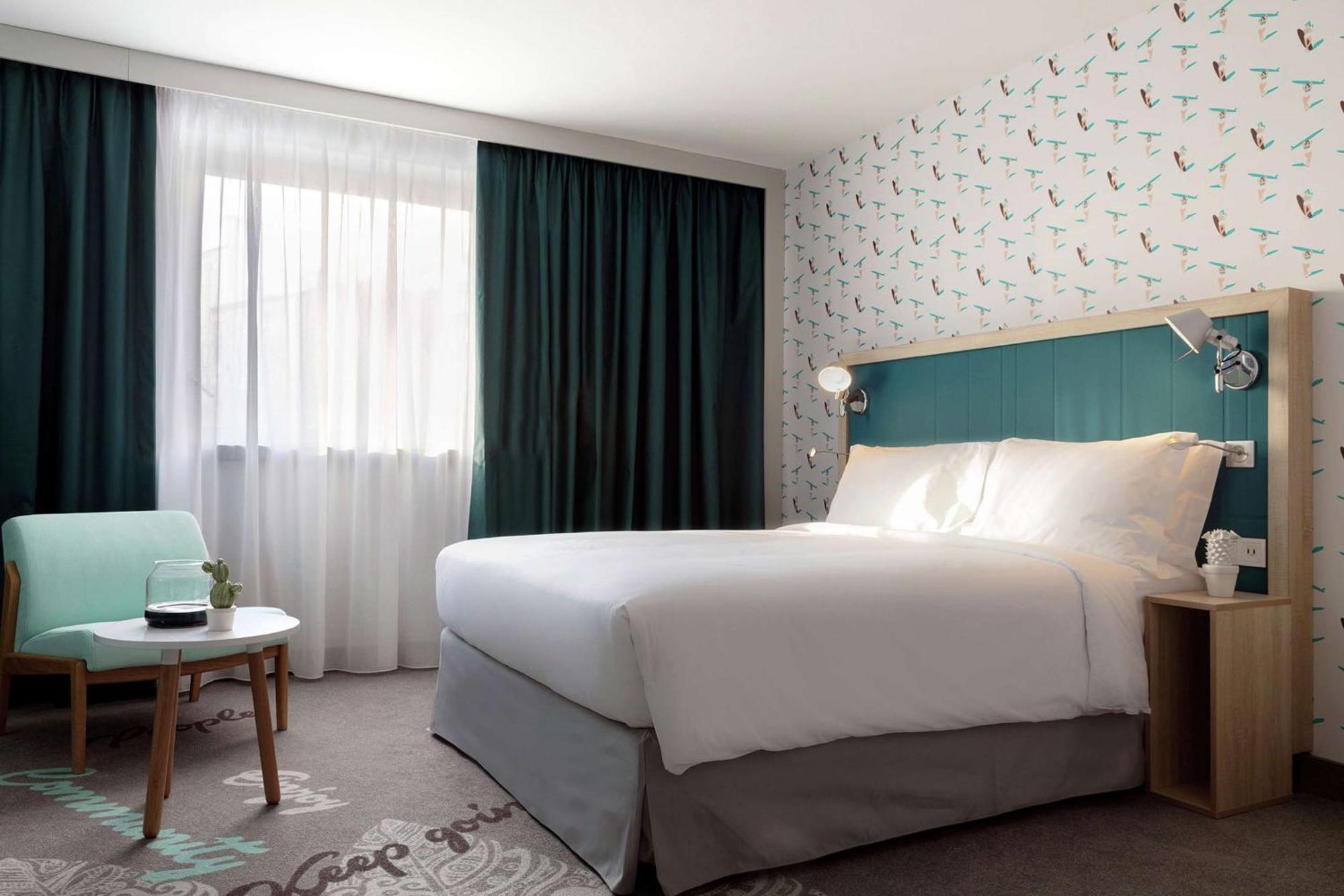 Hampton By Hilton Paris Clichy Hotel Eksteriør billede