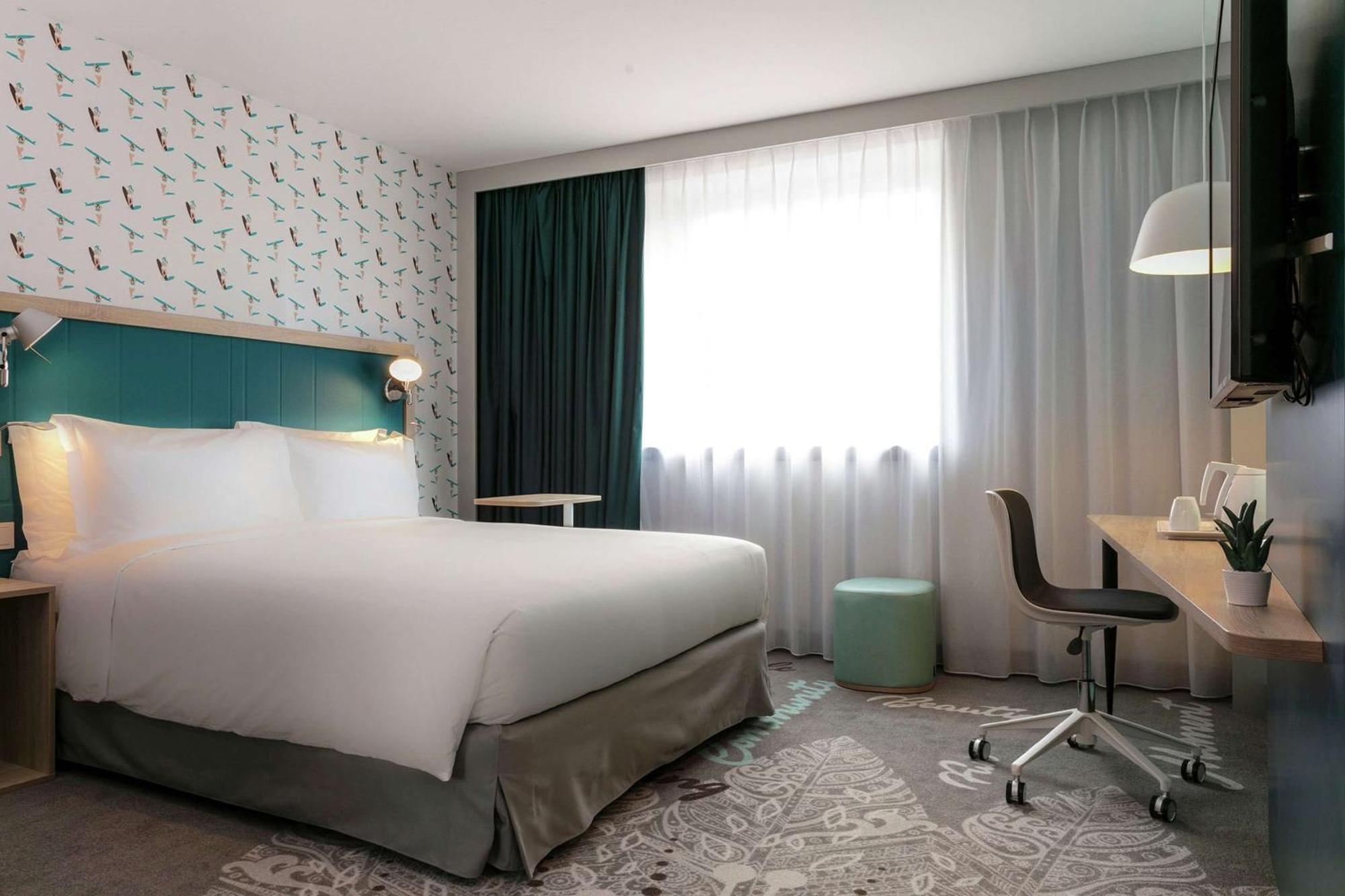 Hampton By Hilton Paris Clichy Hotel Eksteriør billede