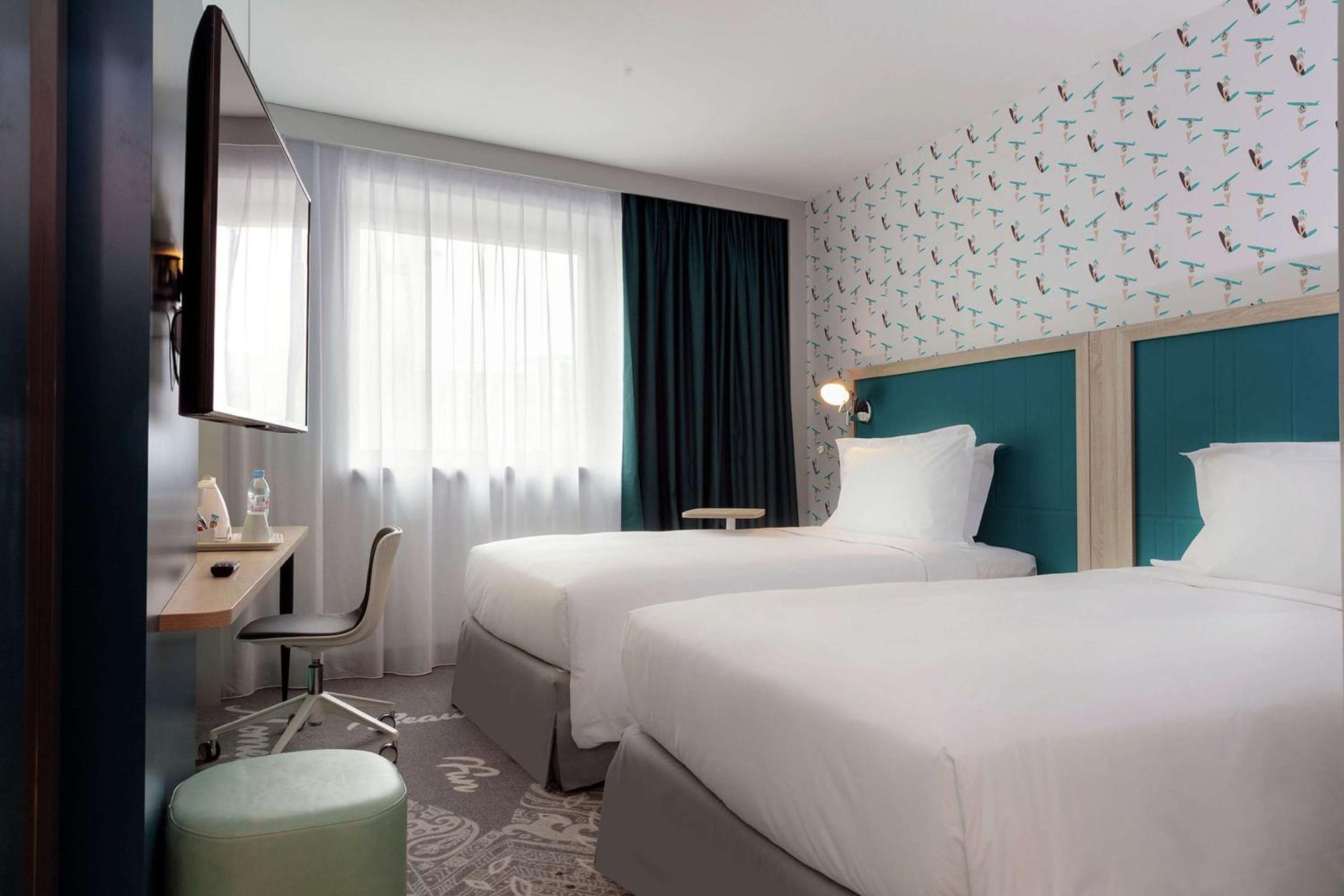 Hampton By Hilton Paris Clichy Hotel Eksteriør billede